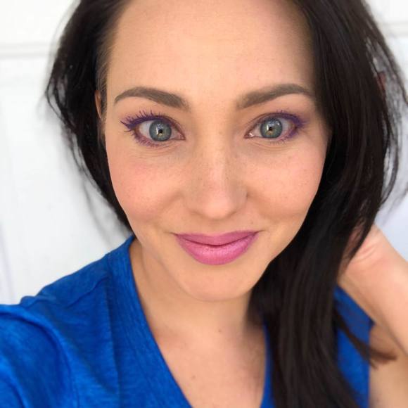 Meet your Posher, Kellie - Picture 1 of 2